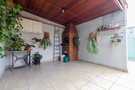 Casa à venda com 90m², 2 quartos e 2 vagasVaranda