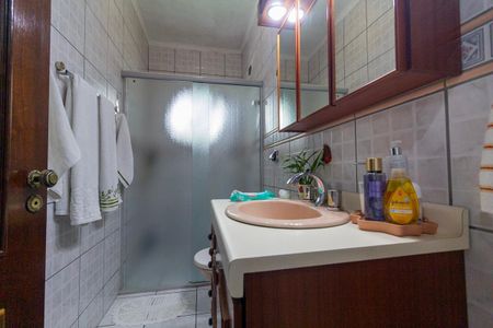 Casa à venda com 90m², 2 quartos e 2 vagasBanheiro 1