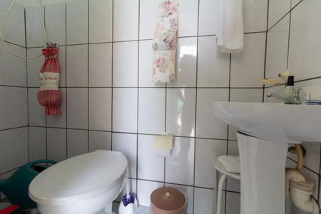 Casa à venda com 90m², 2 quartos e 2 vagasBanheiro 2