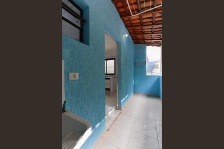 Casa para alugar com 38m², 2 quartos e sem vagaÁrea de serviço