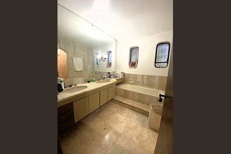 Apartamento à venda com 165m², 3 quartos e 3 vagas