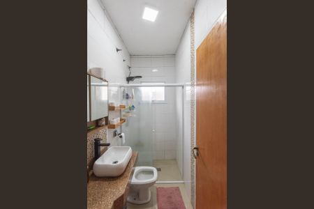 Casa à venda com 230m², 4 quartos e 4 vagasBanheiro