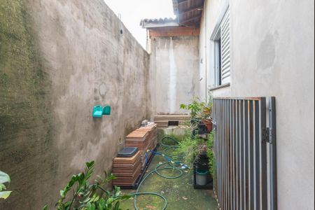 Casa à venda com 230m², 4 quartos e 4 vagasCorredor Externo