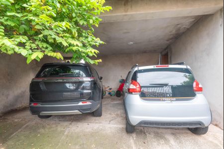 Casa à venda com 230m², 4 quartos e 4 vagasGaragem