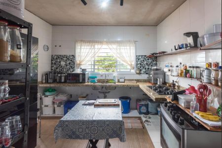 Casa à venda com 230m², 4 quartos e 4 vagasCozinha