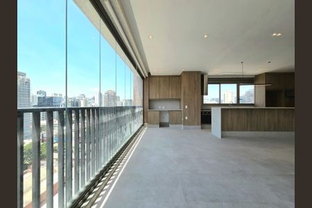 Apartamento para alugar com 135m², 2 quartos e 2 vagas Apartamento para alugar com 135m², 2 quartos e 2 vagasVaranda