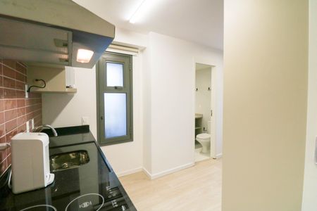 Studio de kitnet/studio para alugar com 1 quarto, 27m² em Campo Belo, São Paulo