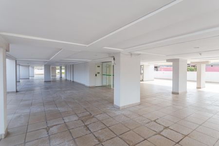 Apartamento à venda com 56m², 2 quartos e 1 vaga Apartamento à venda com 56m², 2 quartos e 1 vagaÁrea Externa - Salão de Festas