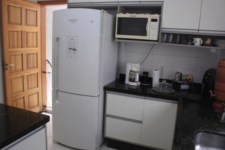 Casa à venda com 125m², 3 quartos e 4 vagasCozinha 