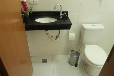 Casa à venda com 125m², 3 quartos e 4 vagasBanheiro da Suíte 2