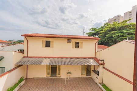 Casa à venda com 250m², 4 quartos e 4 vagasVista do Quarto 2