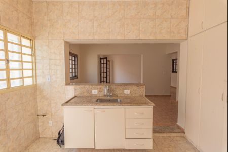 Casa à venda com 250m², 4 quartos e 4 vagasCozinha