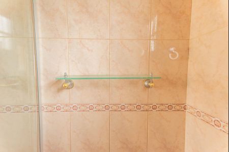 Casa à venda com 250m², 4 quartos e 4 vagasBanheiro