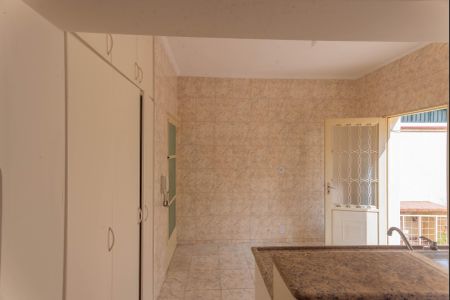 Casa à venda com 250m², 4 quartos e 4 vagasCozinha