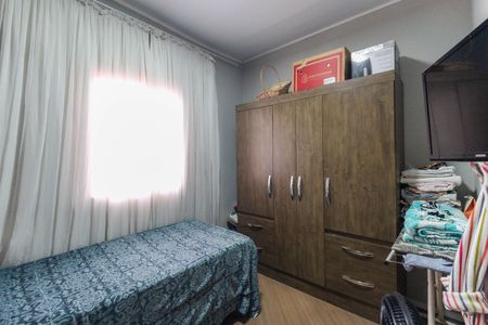 Casa para alugar com 90m², 3 quartos e 2 vagasQuarto 2