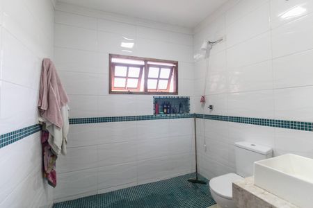 Casa para alugar com 90m², 3 quartos e 2 vagasBanheiro 1