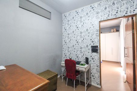 Casa para alugar com 90m², 3 quartos e 2 vagasEscritório