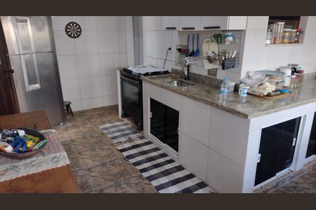 Cozinha de casa para alugar com 3 quartos, 300m² em Eldorado, Maricá