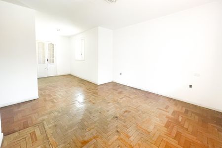 Casa para alugar com 330m², 4 quartos e 8 vagasQuarto 1