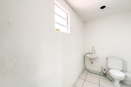 Casa para alugar com 330m², 4 quartos e 8 vagasBanheiro