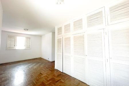 Casa para alugar com 330m², 4 quartos e 8 vagasQuarto 1