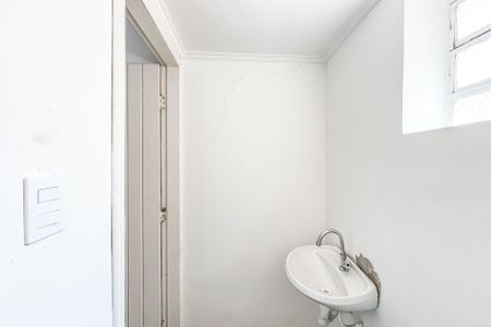 Casa para alugar com 330m², 4 quartos e 8 vagasLavabo