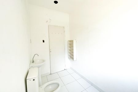 Casa para alugar com 330m², 4 quartos e 8 vagasBanheiro 1