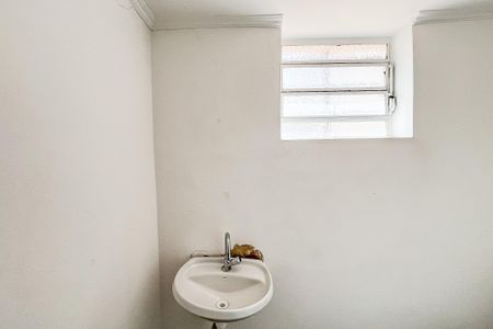 Casa para alugar com 330m², 4 quartos e 8 vagasLavabo