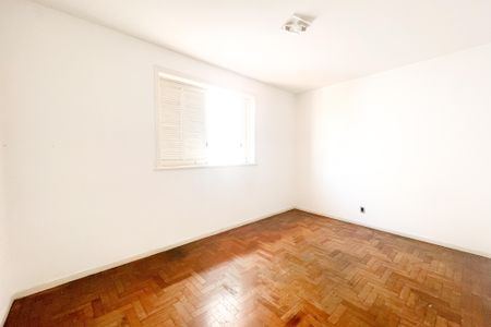 Casa para alugar com 330m², 4 quartos e 8 vagasQuarto 2