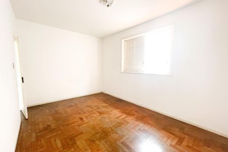 Casa para alugar com 330m², 4 quartos e 8 vagasQuarto 2