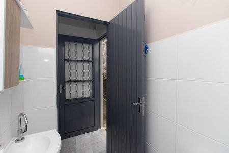 Casa à venda com 155m², 4 quartos e 1 vagaBanheiro Casa 2