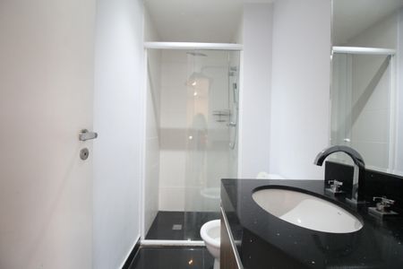 Apartamento para alugar com 67m², 2 quartos e 1 vagaBanheiro 