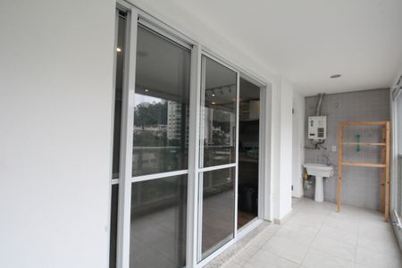 Varanda de apartamento para alugar com 2 quartos, 67m² em Vila Andrade, São Paulo