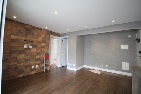 Apartamento para alugar com 67m², 2 quartos e 1 vagaSala