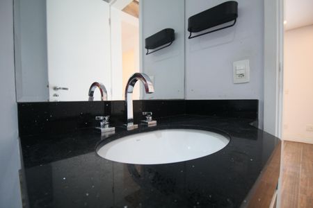 Apartamento para alugar com 67m², 2 quartos e 1 vagaBanheiro 