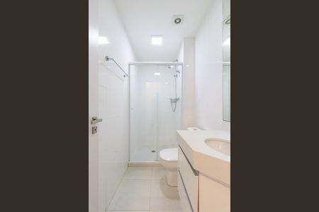 Apartamento para alugar com 74m², 2 quartos e 2 vagas Apartamento para alugar com 74m², 2 quartos e 2 vagasBanheiro da Suíte