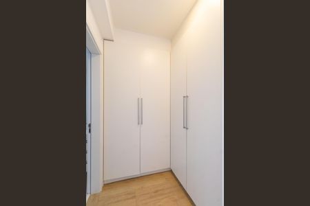 Apartamento para alugar com 74m², 2 quartos e 2 vagas Apartamento para alugar com 74m², 2 quartos e 2 vagasSuíte