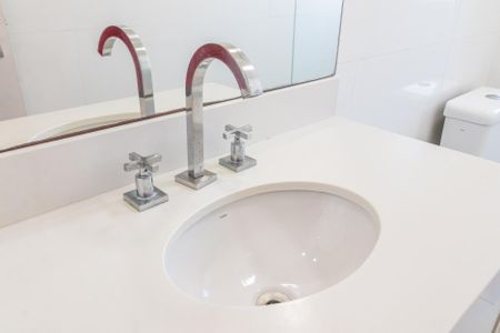 Apartamento para alugar com 74m², 2 quartos e 2 vagas Apartamento para alugar com 74m², 2 quartos e 2 vagasBanheiro Social