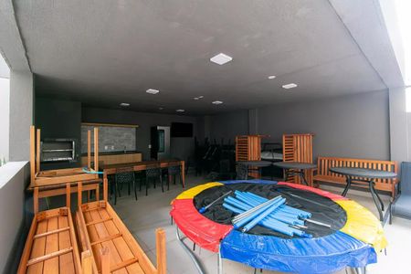 Apartamento à venda com 37m², 2 quartos e sem vaga Apartamento à venda com 37m², 2 quartos e sem vagaÁrea comum - Churrasqueira