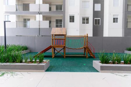 Apartamento à venda com 37m², 2 quartos e sem vaga Apartamento à venda com 37m², 2 quartos e sem vagaÁrea comum - Playground