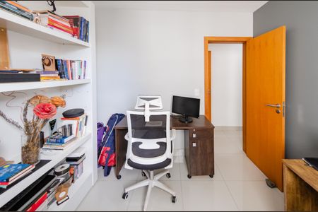 Apartamento à venda com 92m², 4 quartos e 2 vagasQuarto 1