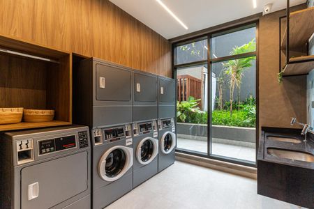 Studio para alugar com 28m², 1 quarto e sem vaga Studio para alugar com 28m², 1 quarto e sem vagaLavanderia