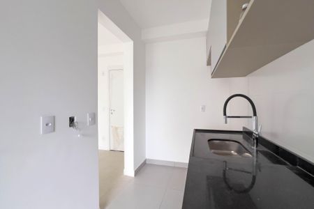 Apartamento para alugar com 68m², 2 quartos e 1 vagaCozinha e área de serviço 