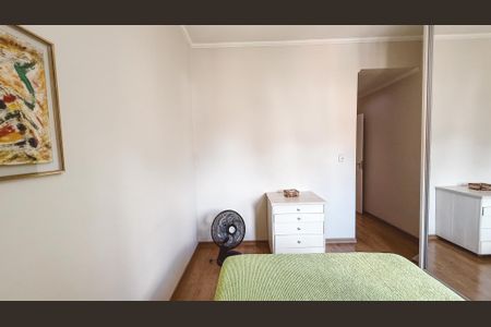 Apartamento à venda com 140m², 4 quartos e 5 vagasQuarto 2
