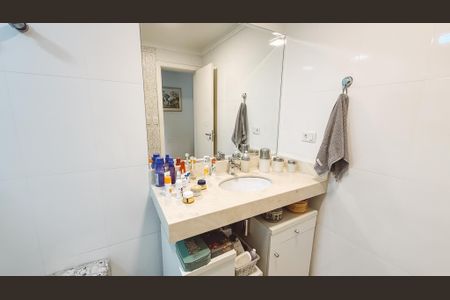 Apartamento à venda com 140m², 4 quartos e 5 vagasBanheiro da Suíte