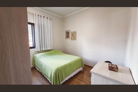 Apartamento à venda com 140m², 4 quartos e 5 vagasQuarto 2