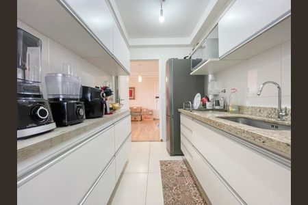 Apartamento à venda com 74m², 2 quartos e 1 vagaCozinha