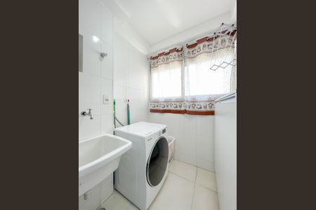 Apartamento à venda com 74m², 2 quartos e 1 vagaÁrea de Serviço