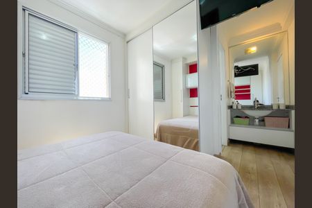 Apartamento à venda com 74m², 2 quartos e 1 vagaSuíte