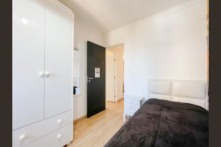 Apartamento à venda com 74m², 2 quartos e 1 vagaQuarto 2